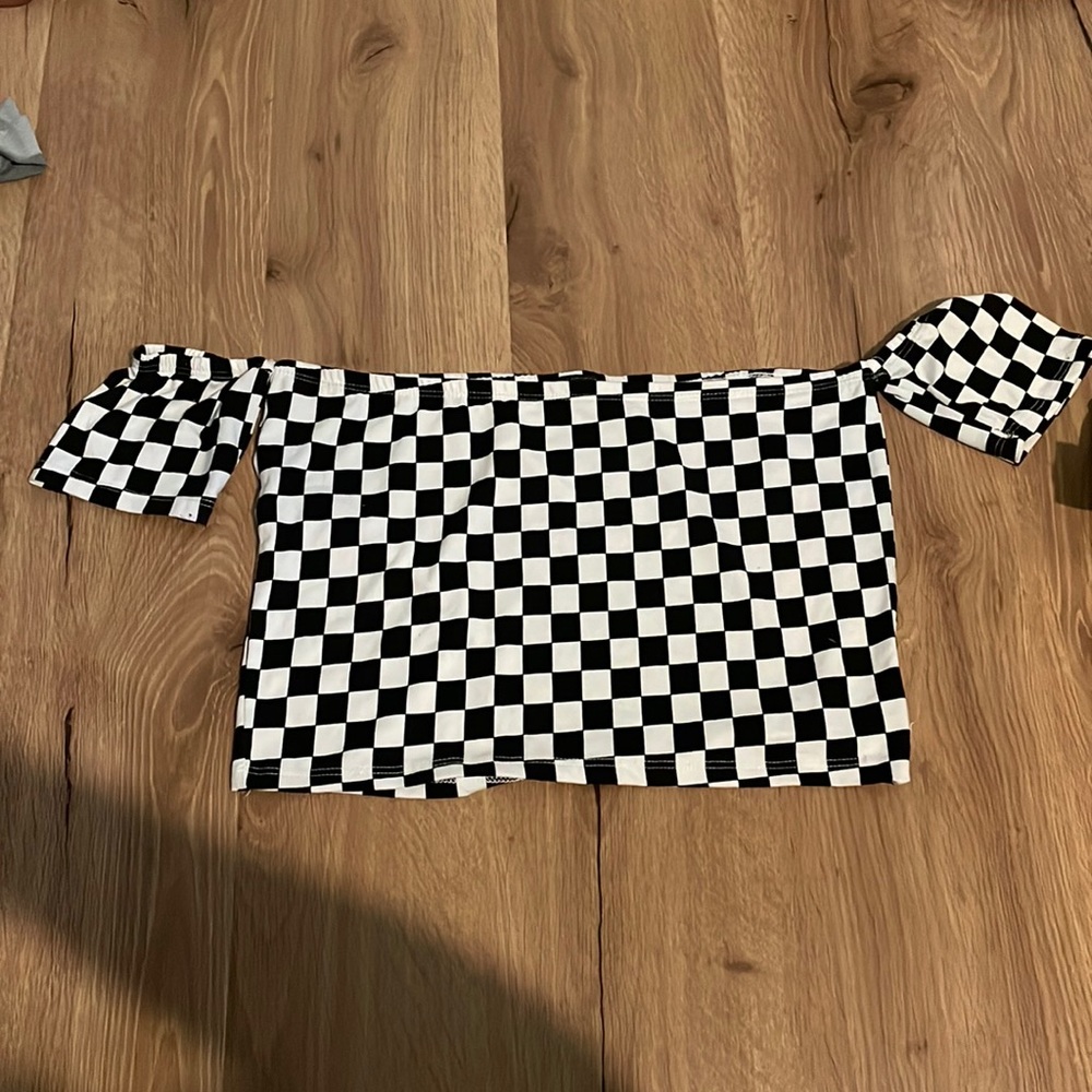 Black and white checked crop top only worn once